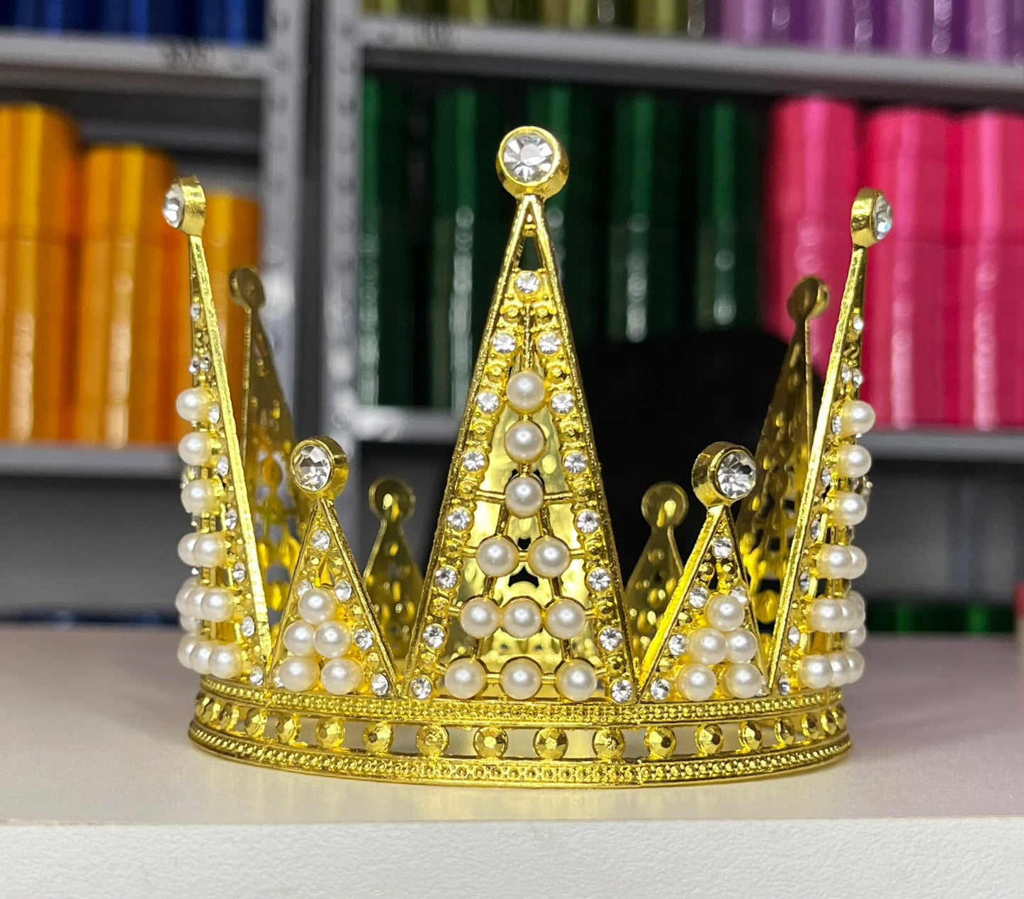 Corona metálica 10 cm - Dorado
