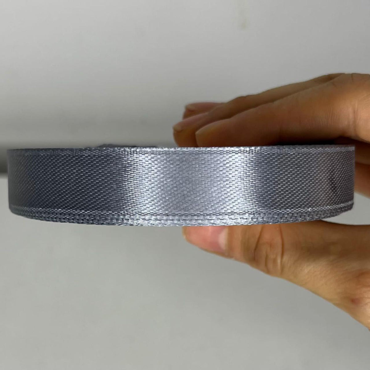 Cinta satín 1.5cm Gris #1003