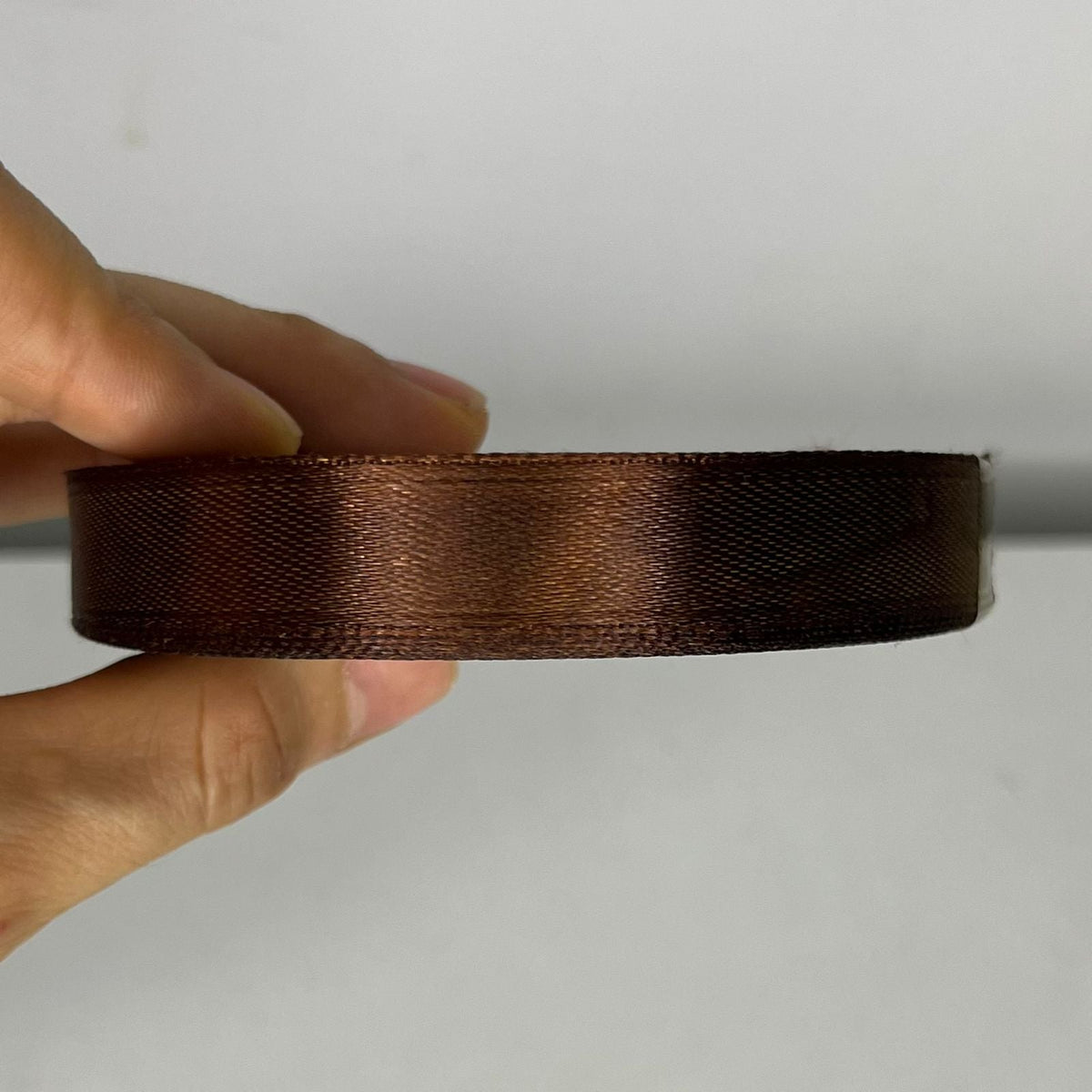 Cinta satín 1.5cm Café oscuro #1032